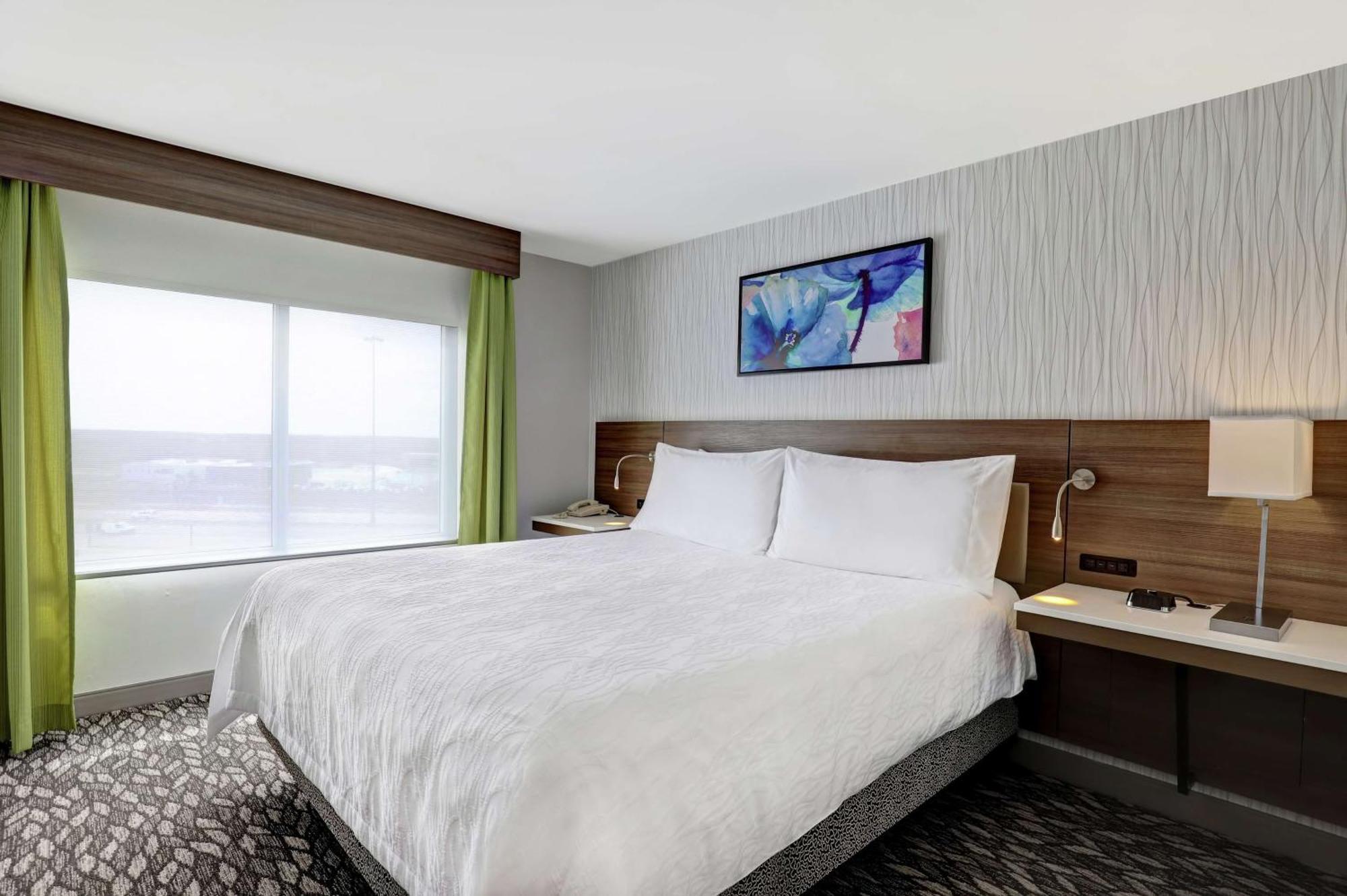 Hilton Garden Inn Toronto/Ajax Exterior photo